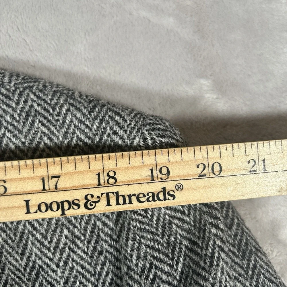 VTG Harris Tweed Blazer Mens 44L Gray Herringbone Pure Scottish Wool Handwoven